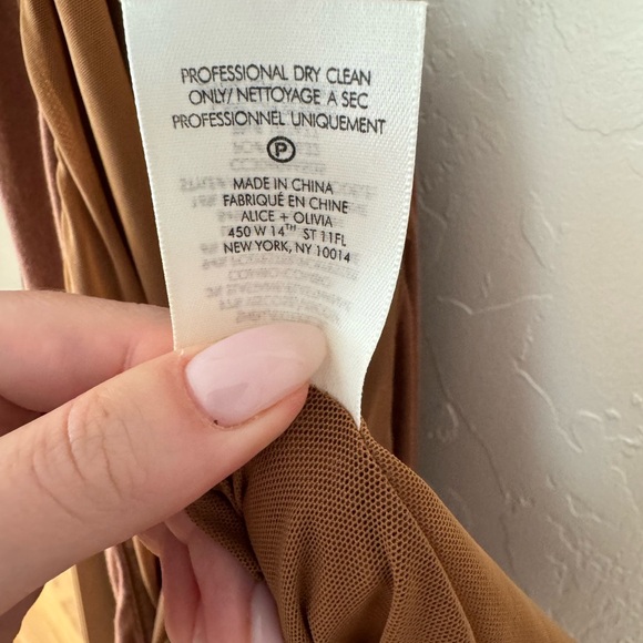 Alicia & Olivia Amaya Halter Dress - Picture 8 of 8